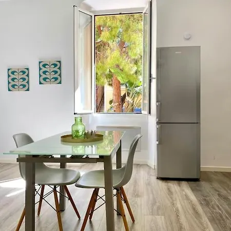 Modern Jewel In The Midst Of Old Town Charm *